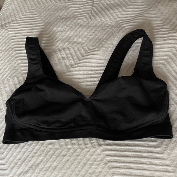 Natori Other - NATORI T Shirt Bra Demi Bra